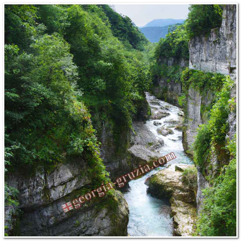 Khashuapse canyon abkhazia