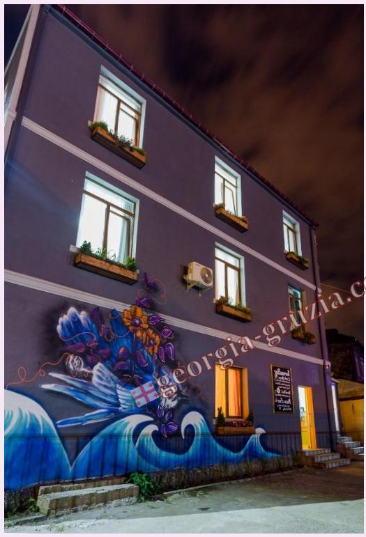 Komuna Hostel & Hotel